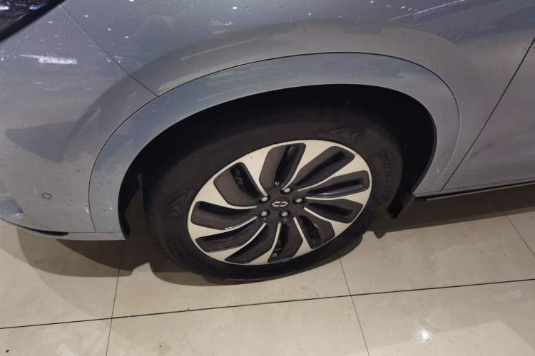 Used Hima AITO M7 2024 1.5T Rear-Drive Plus Version 5 Seats
