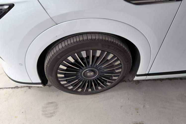 Used XPeng X9 2025 740 Ultra-Long Range Max