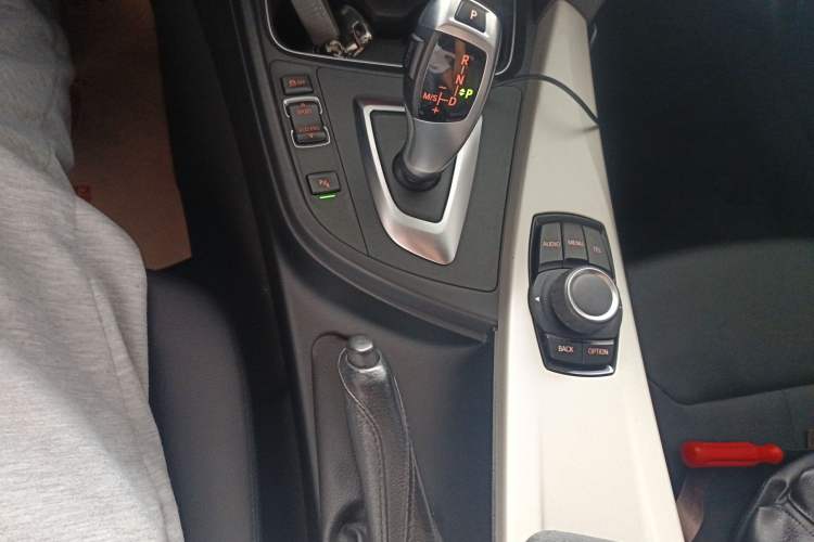 Used BMW 3 Series 2015 320Li Luxury Edition Fashion Model