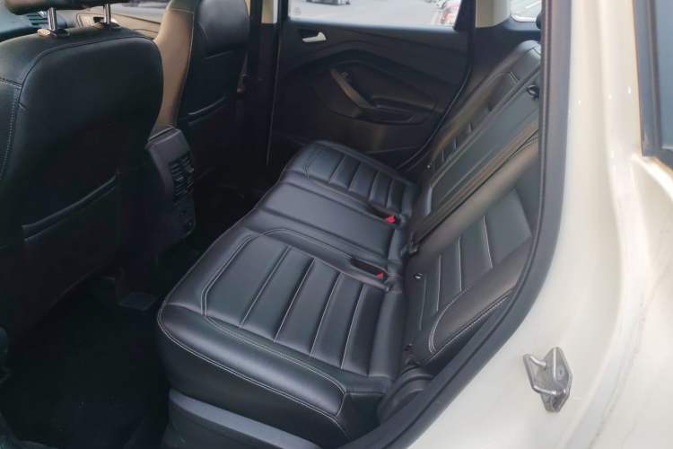 Used Ford Kuga 2019 EcoBoost 180 Two-Wheel-Drive Platinum Edition China VI Standard
