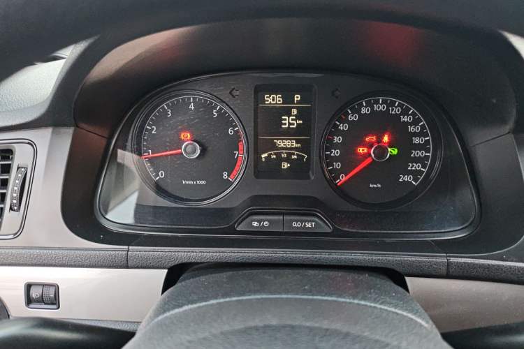 Used Volkswagen Lavida 2013 Revised Classic 1.6L Automatic Fashion Edition