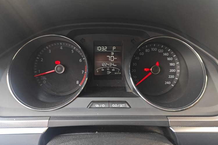 Used Volkswagen Bora 2017 1.6L Automatic Fashion Model