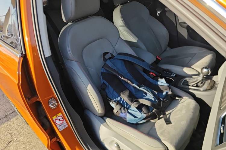 Used Audi Q3 2016 40 TFSI quattro all-wheel-drive sport model
