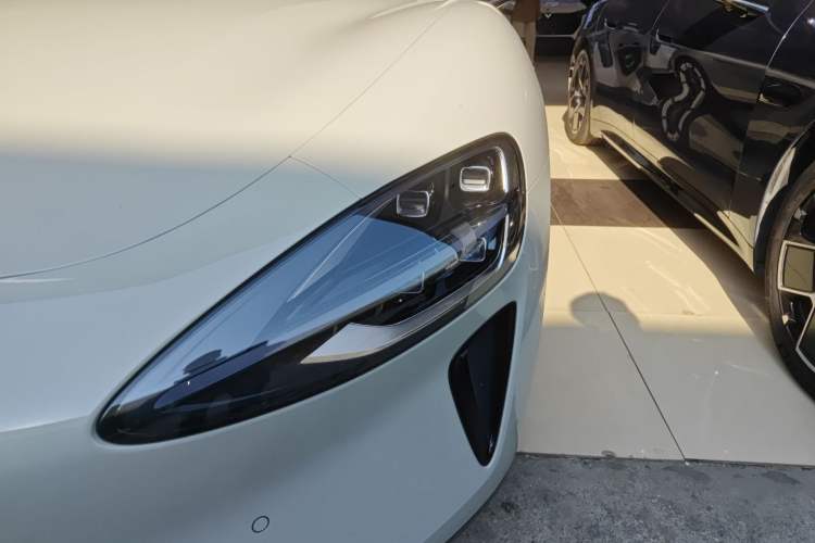 Used  SU7 2024 Rear-Drive Standard Founder Edition