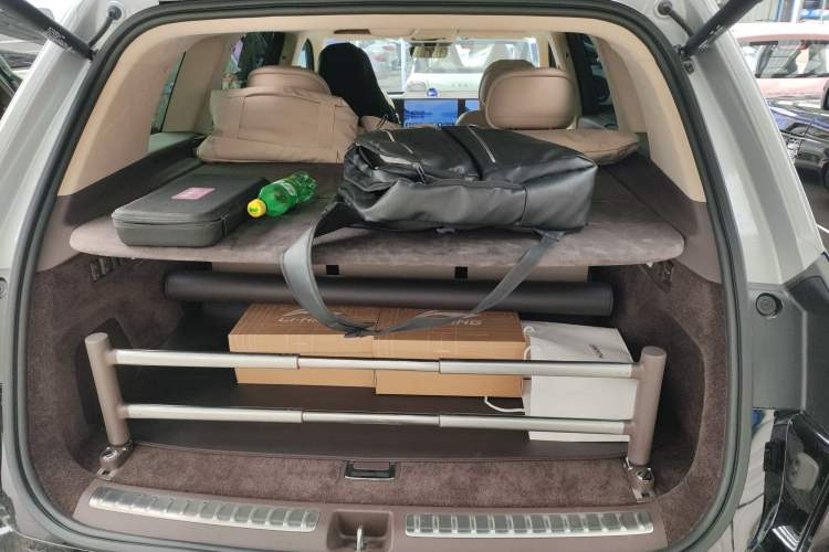 Used Hima AITO M9 2024 All-Electric Ultra Version 100 kWh 5-Seater Model
