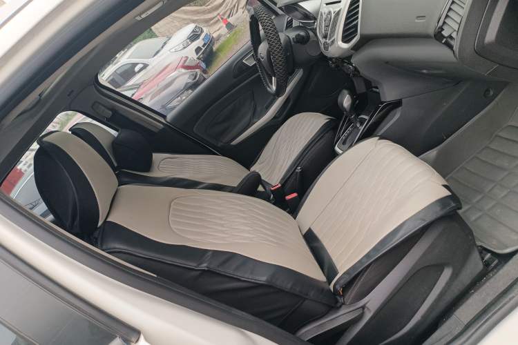 Used Ford EcoSport 2013 1.5L Automatic Prestige Model
