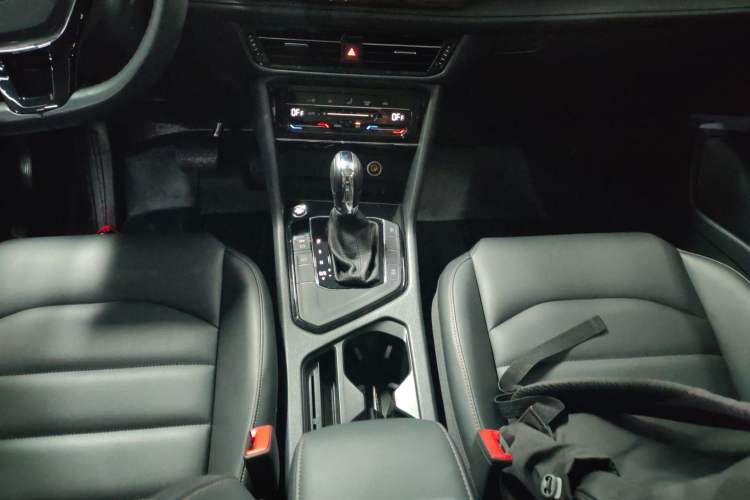 Used Volkswagen Tharu 2021 280TSI Two-Wheel Drive Comfort Edition
