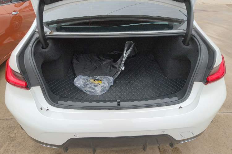 Used BMW 3 Series 2024 325Li M Sport Package
