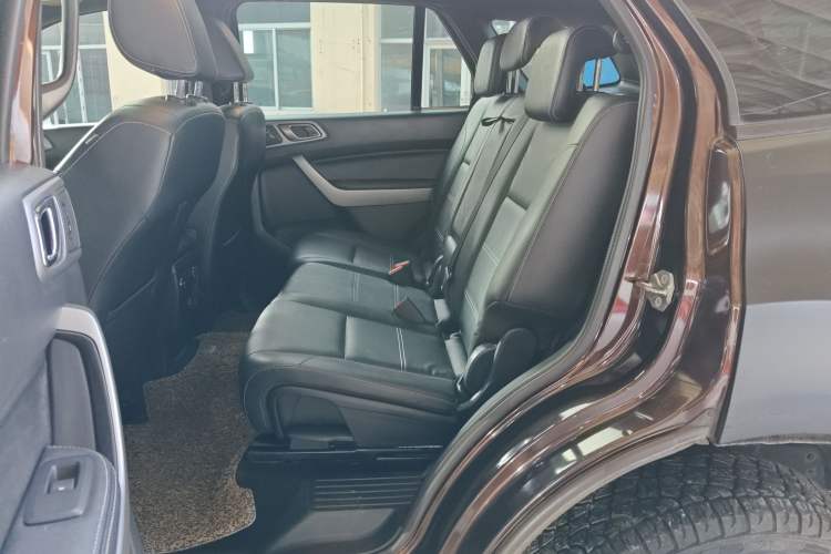 Used Ford Everest 2017 2.0T Gasoline Automatic 4x4 Luxury Edition 5 Seats
