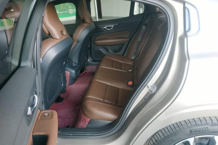 Used Volvo S60 2022 B4 Zhiyi Luxury Edition