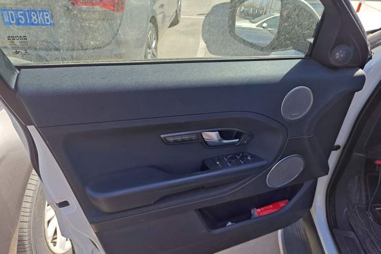 Used Land Rover Range Rover Evoque 2015 2.0T Five-Door Fashion Edition
