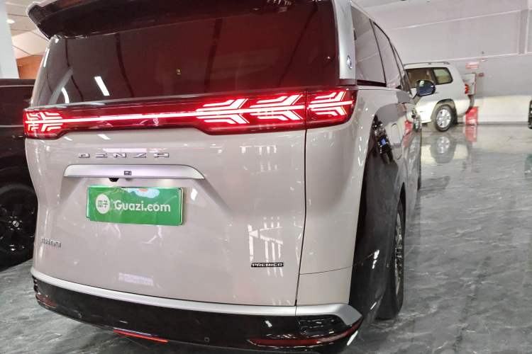 Used Denza D9 2024 PIONEER Four-Seat Pioneer Edition