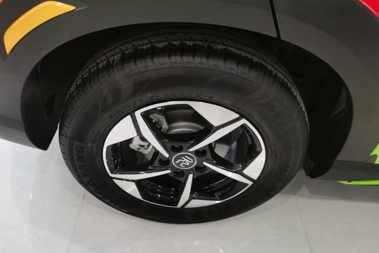 Used BYD Yuan UP 2025 Intelligent Driving Version 401 km Beyond-Range Edition