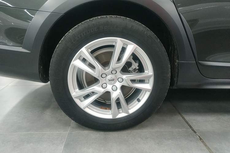 Used Volvo V90 2019 Cross Country T5 AWD Smart Range Version China V Standard