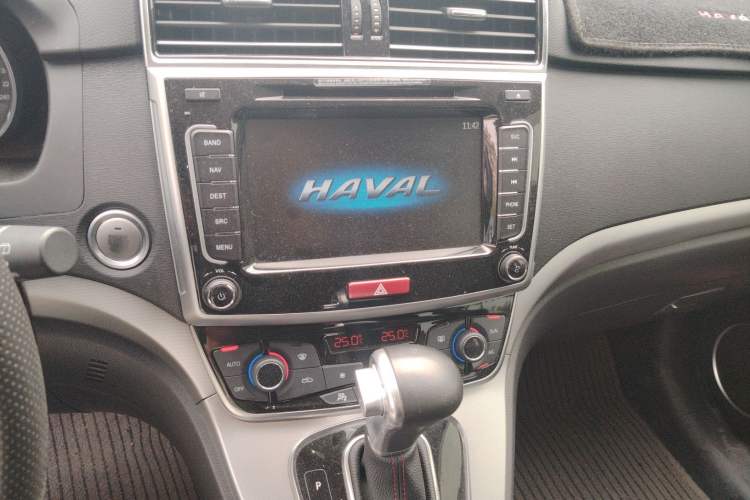 Used Haval M6 2017 1.5T Automatic Two-Wheel Drive Elite Model
