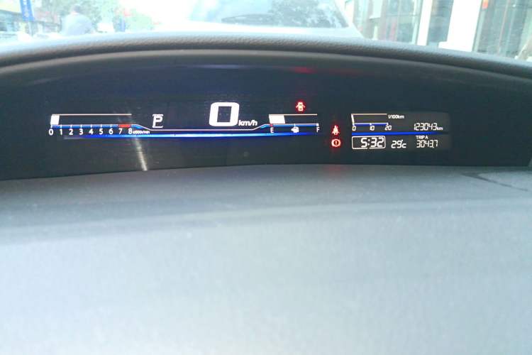 Used Honda Jade 2016 1.8L Automatic Comfort Version 5 Seats
