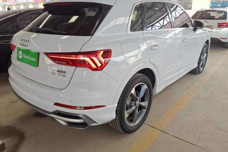 Used Audi Q3 2021 35 TFSI Fashion Dynamic Model
