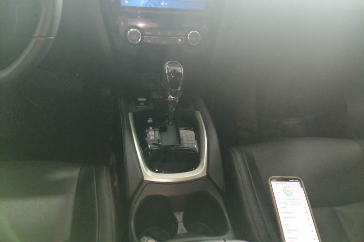 Used Nissan X-Trail 2019 2.0L CVT Smart Connect Comfort Edition 2WD
