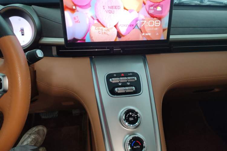 Used ORA Lightning Cat 2022 555 km Luxury Edition