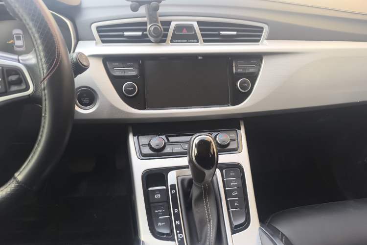 Used Geely Auto Emgrand X7 Sport 2016 1.8TD Automatic Smart Connectivity Version