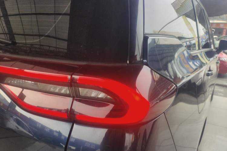 Used GAC Trumpchi M6 2019 270T DCT Luxury Edition (7-seater) China VI