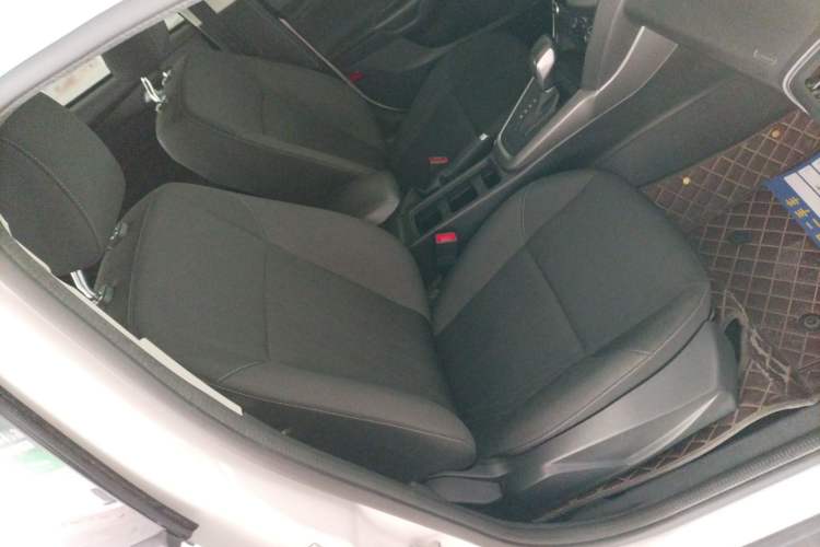 Used Ford Focus 2018 Hatchback Classic 1.6L Automatic Comfort Plus SmartDrive Edition
