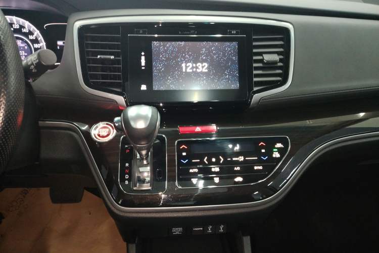 Used Honda Odyssey 2018 2.4L Luxury Edition