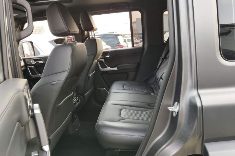 Used  T01 2024 2.0T Explorer
