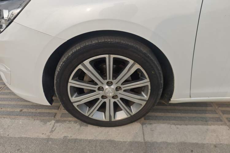 Used Peugeot 408 2018 Revised Version 1.8L Automatic Luxury Edition