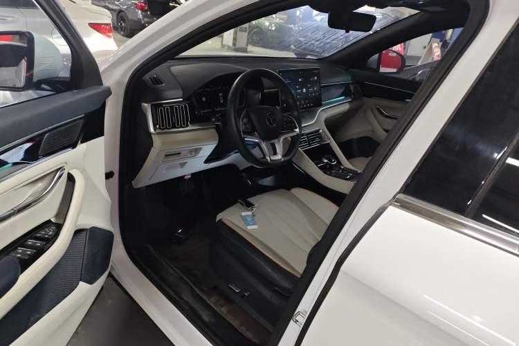 Used BYD Song PLUS New Energy 2021 EV Deluxe Model
