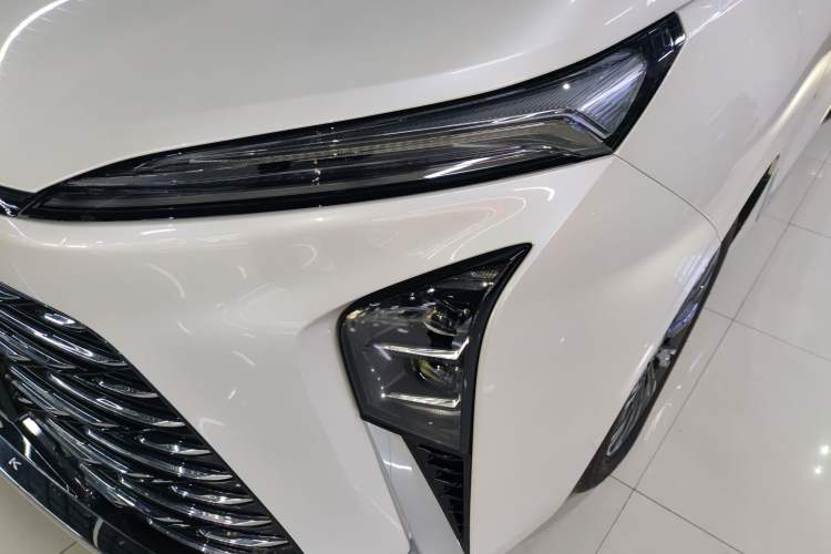 Used Buick GL8 2025 Lu Zun Deluxe Edition