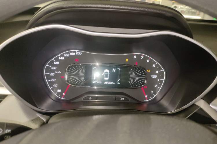 Used Baojun 510 2017 1.5L Automatic Fashion Model