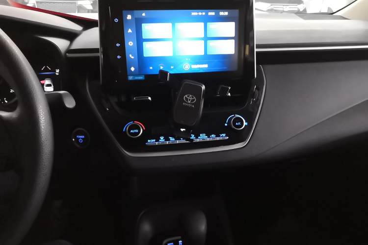 Used Toyota Corolla 2021 Dual-Motor 1.8L E-CVT Elite Edition
