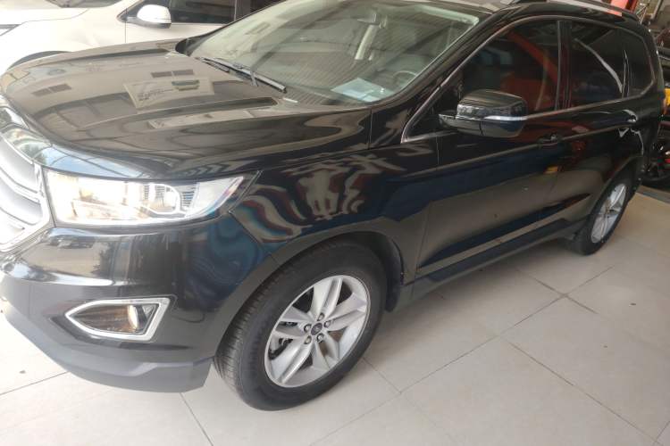 Used Ford Edge 2018 Facelifted EcoBoost 245 Two-Wheel Drive Platinum Edition 5 Seats China VI Standard
