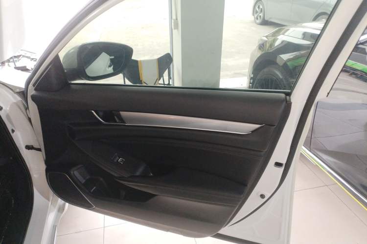 Used Honda Accord 2018 Rui·Hybrid 2.0L Rui Ku Edition China VI
