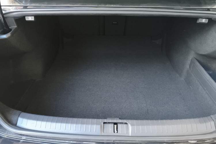 Used Volkswagen Magotan 2020 330TSI DSG Leading Model
