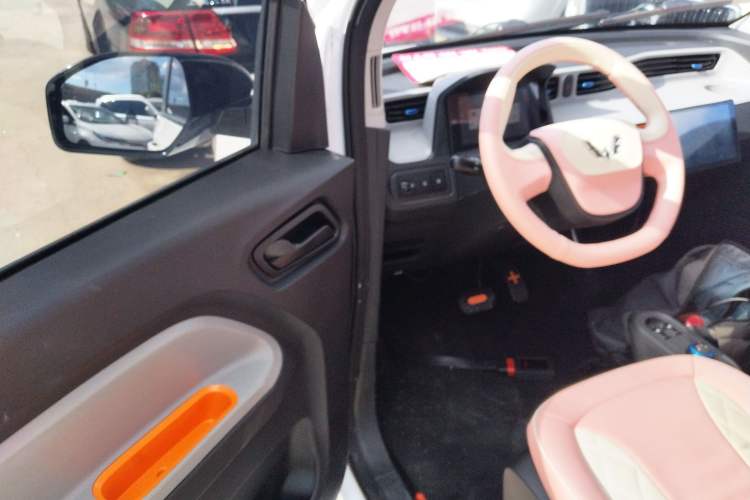 Used Wuling Hongguang MINIEV 2022 Easy Version Lithium Iron Phosphate

