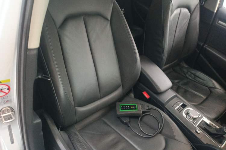 Used Audi A3 (Import) 2015 Limousine 45 TFSI S line Luxury Model
