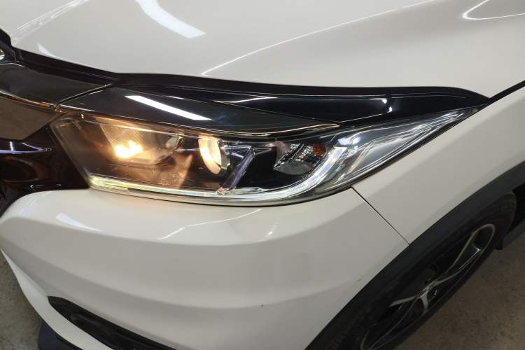 Used Honda Vezel 2020 1.5L CVT Pioneer Edition