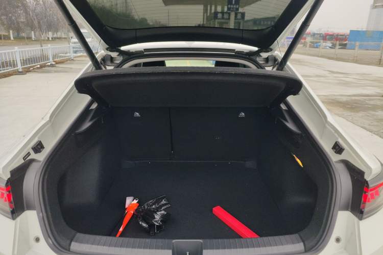 Used Volkswagen Lamando 2024 Lavida L 280TSI DSG Cool & Spicy Edition