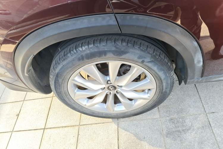 Used Infiniti QX50 2018 2.0T Two-Wheel Drive Fashion Edition