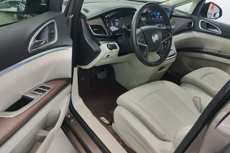 Used Buick GL8 2020 Land Business Class 652T Luxury Model
