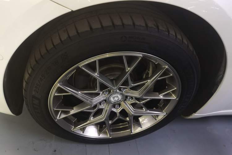 Used Tesla Model 3 2020 Revised Version Standard Range Rear-Wheel Drive – Upgraded Edition