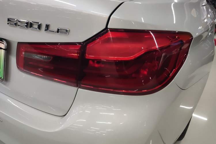 Used BMW 5 Series New Energy 2020 530Le Luxury Package
