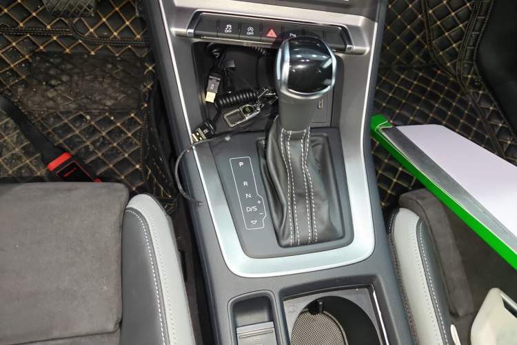 Used Audi Q3 2019 35 TFSI Fashion Dynamic Model
