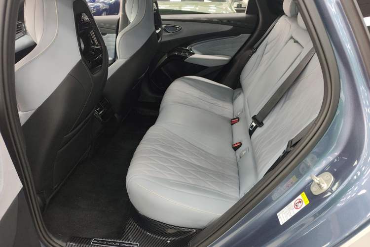 Used BYD Seal 2022 700 km Long-Range Rear-Wheel-Drive Version
