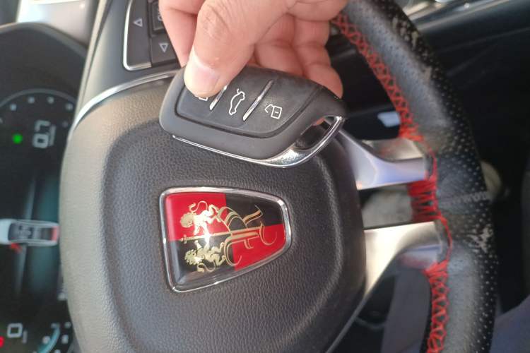 Used Roewe i5 2020 1.5L Automatic 4G Connect Luxury Flagship Edition
