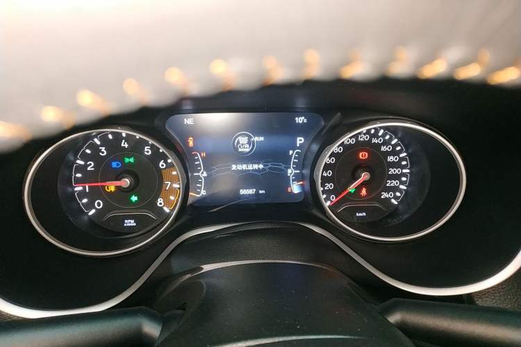 Used  Compass 2019 200T Automatic Family Edition - Connected Large Screen Version
