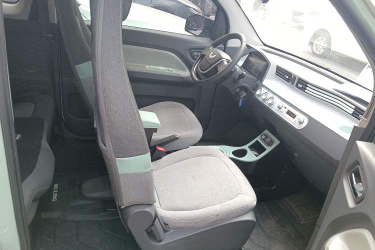 Used Wuling Hongguang MINIEV 2021 Macaron Premium Model – Lithium Iron Phosphate
