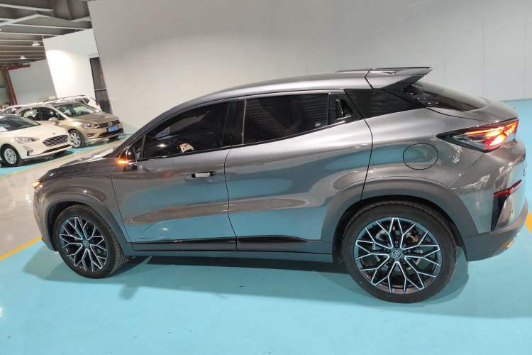 Used Changan UNI-T 2022 1.5T Prestige Version
